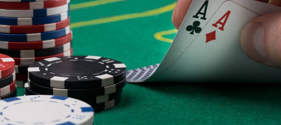 How to Win at Poker: Strategies, Psychology, and Techniques